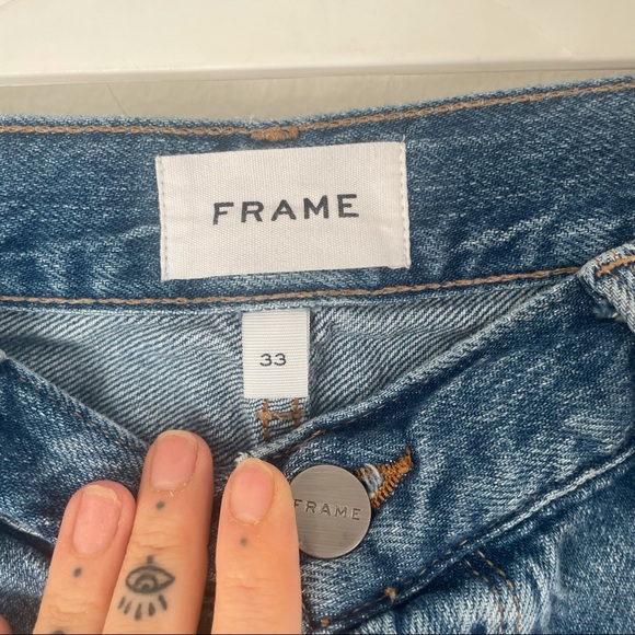 $248 Frame Le Original Distressed Light Wash Jeans - Picture 6 of 12